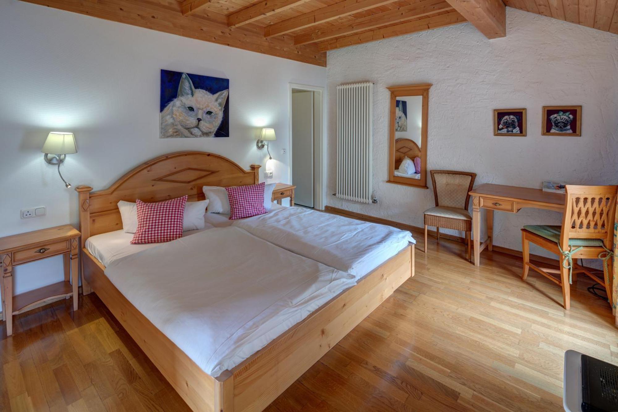 Hotel Leander Bitburg Ngoại thất bức ảnh