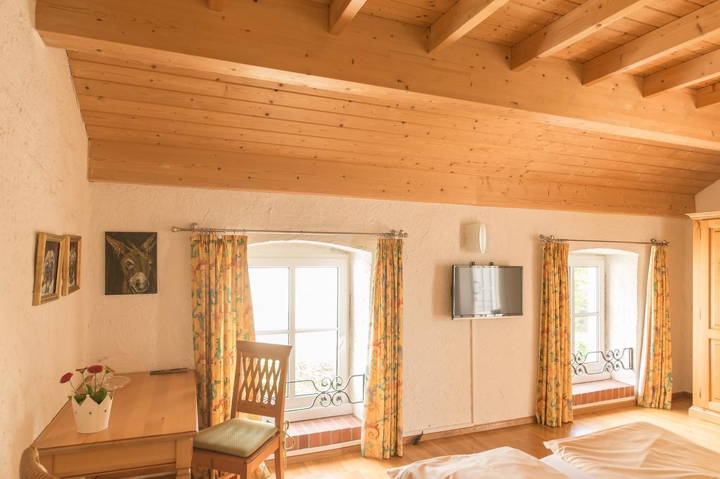 Hotel Leander Bitburg Ngoại thất bức ảnh