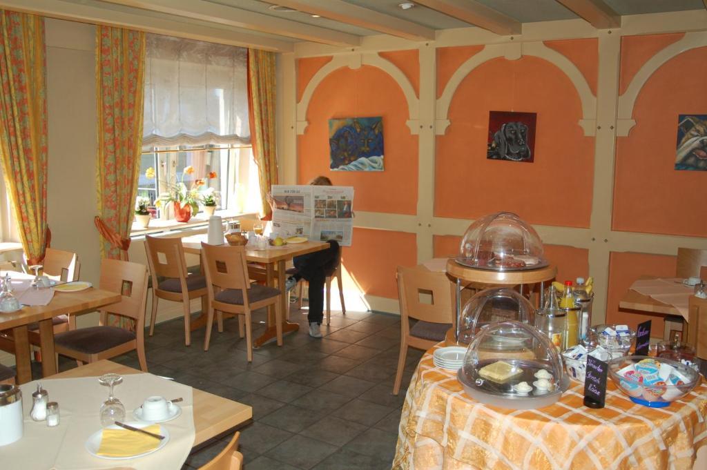 Hotel Leander Bitburg Ngoại thất bức ảnh
